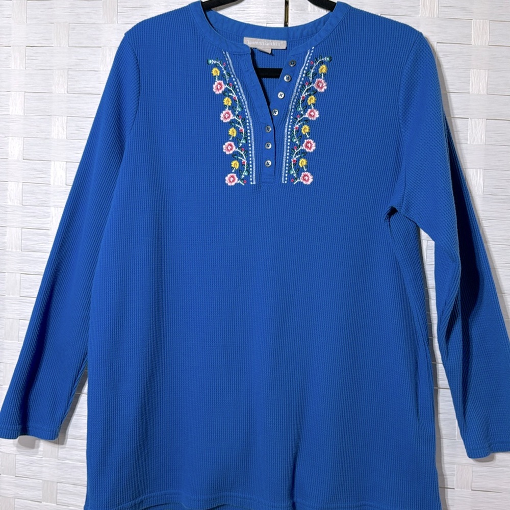Woman Within Women’s Blue Embroidered Thermal Henley‎ Long Sleeve Size Large - Picture 3 of 10